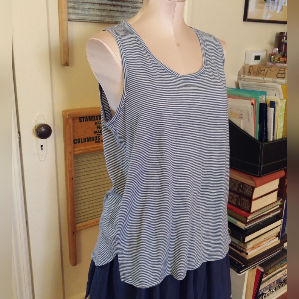 Striped Sleeveless Top Blue White